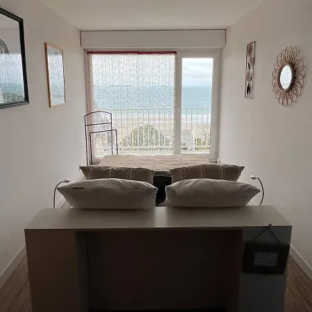 Apartment A 200m De La Plage Avec Wifi Et Vue Mer A - Fr-1-368-126 Perros-Guirec
